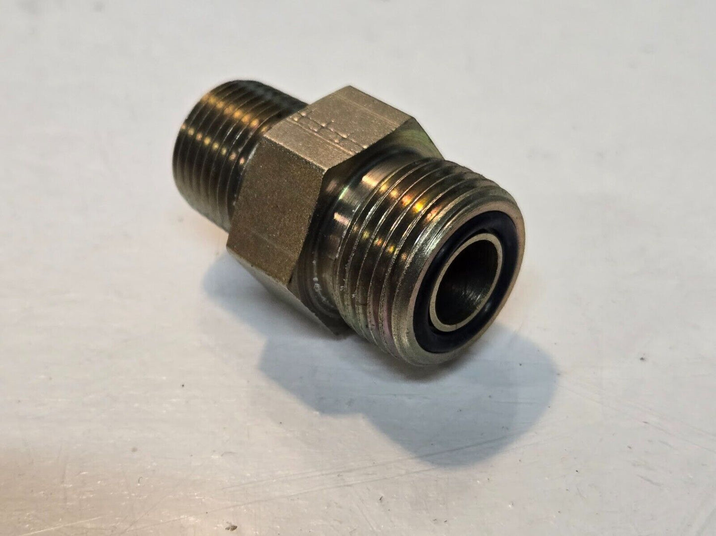 4 Quantity of 8MFFOR-6MP Hydraulic Adapters 13/16"-16 x 3/8"-18 (4 Quantity)