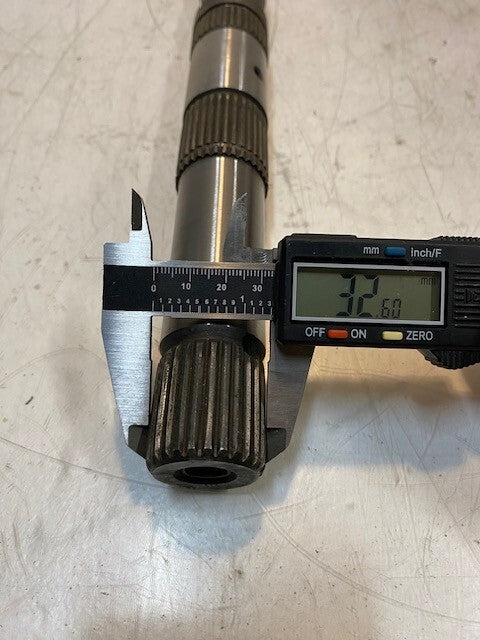 Transmission Output Shaft 20" Long 33mm End 31-Spline 39mm OD