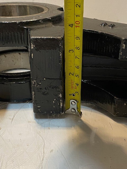 Axle Support Bracket 9528323 | 9528324 | 16" Wide 4" Deep 8" Tall 79mm Bore