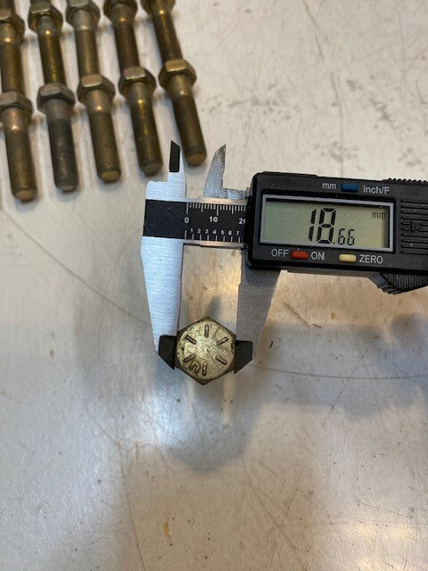 22 Quantity of Hex Head Screw Bolts 2-1/4" (58mm) L 12mm Thread (22 Quantity)