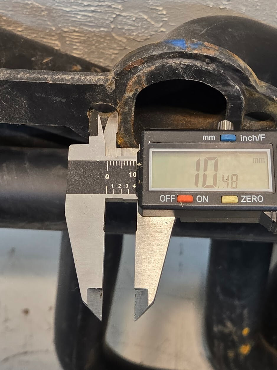 Exhaust Header 3" Outlet 4 Cylinders Long Tube 36" Overall Length 17.25" Height