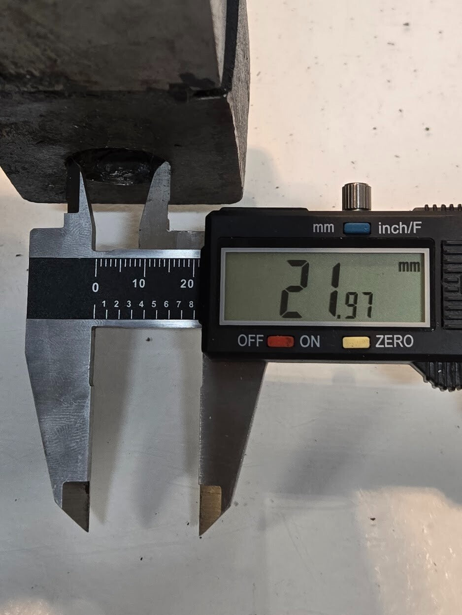 ITrac 80838 Track Roller L452 | 22mm Mounting Holes | 17" Wide 8-3/4" Diameter