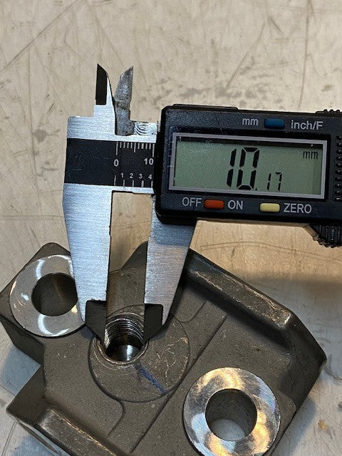 Hydraulic Valve Body Manifold CF8M 316 | 3-1/4" Long 2-3/8" Wide 34mm Bore