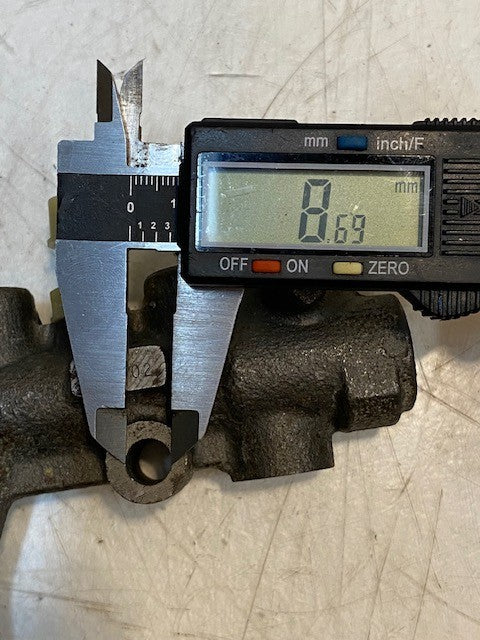 Brake Proportioning Valve 2711 | 0202 | 5-1/2" Long 4" Wide