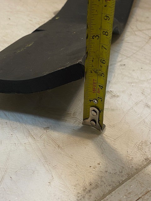 John Deere Rotary Cutter Blade FH329920 | 28-1/4" Long 4-1/4" Wide