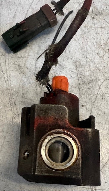 Cummins Doser Injector 1T200150F | P4972999 Diesel Exhaust DEF OEM Replacement