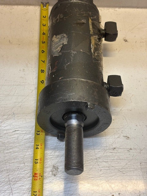 Forklift Tilt Cylinder 16" Length 4" Cylinder 1-1/4" Shaft | 2771810 | 26LEP