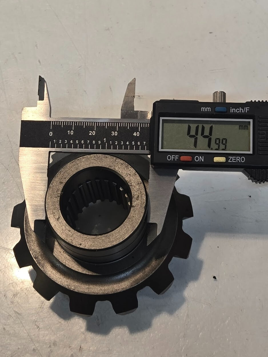 Bevel Gear 13 Tooth | 22 Spline | 30 mm Bore | 3.25" Diameter 2" Tall