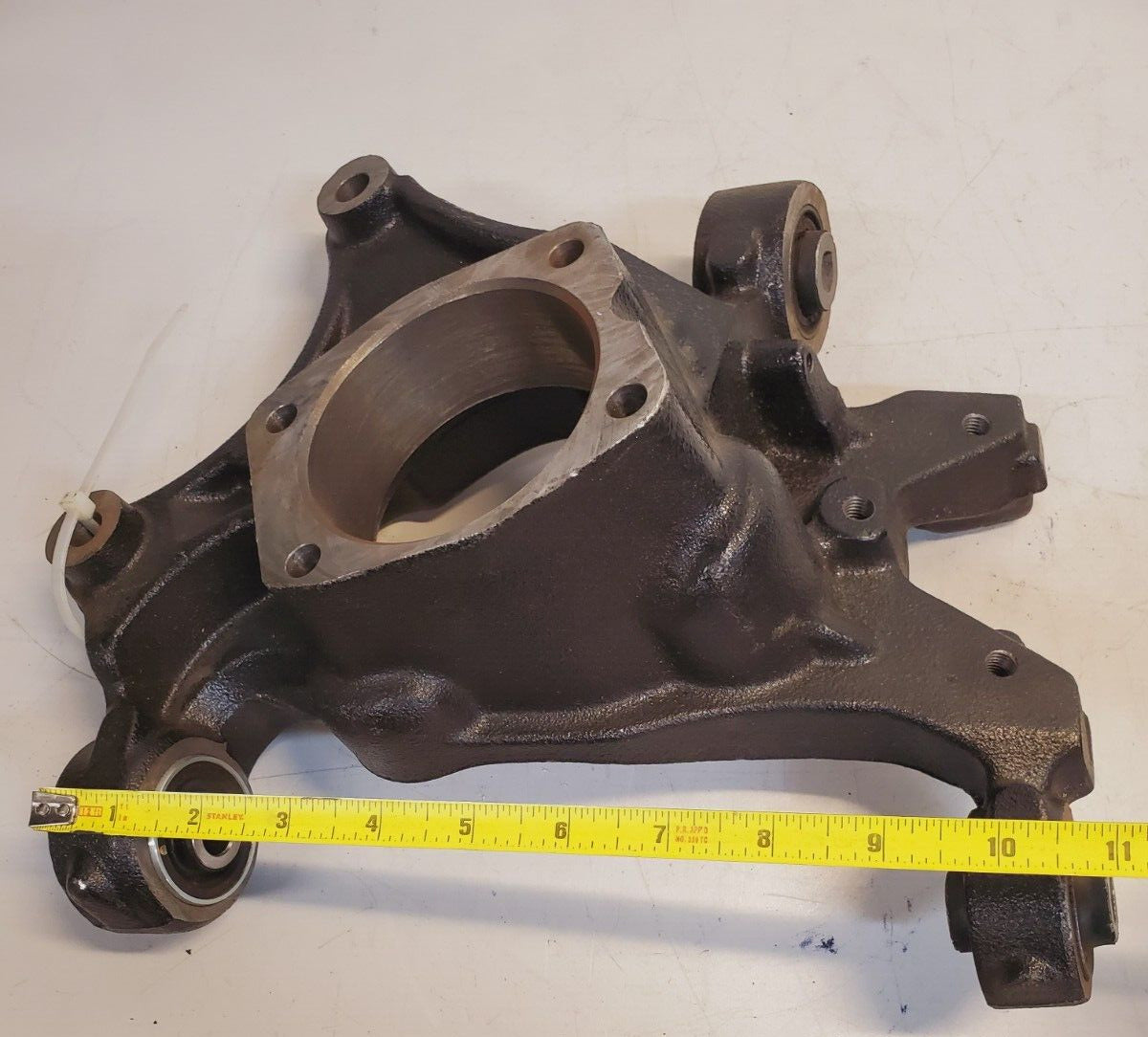 Mopar Suspension Steering Knuckle 30400302898 | 8271C | R0008AB