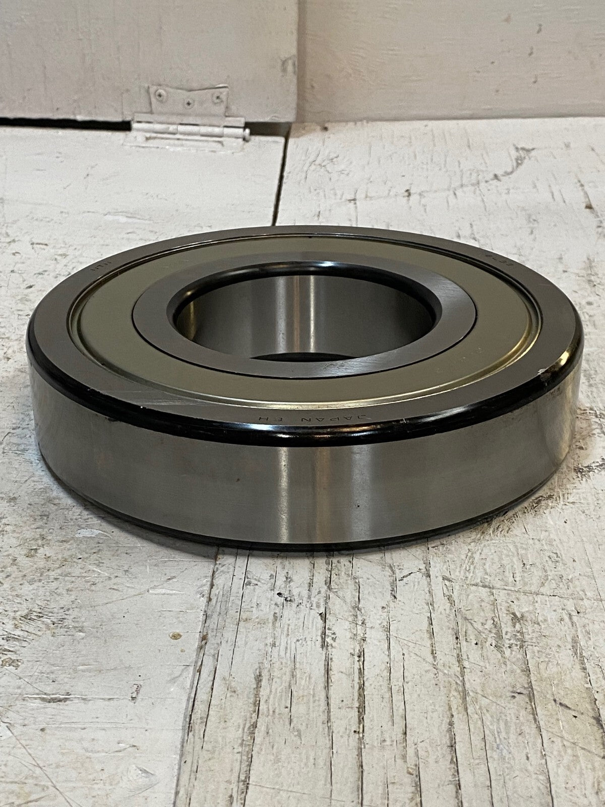 NTN BL321 Single Row Ball Bearing 105 mm  ID, 225 mm OD, 49 mm Width