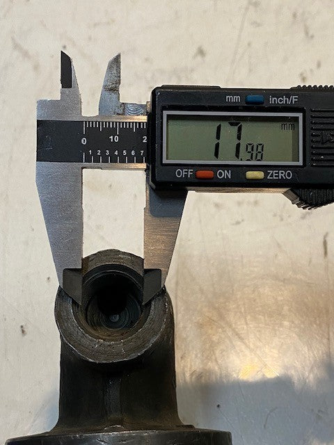 Forged Steel Piston Check Valve 1/2" Class 800 A105 | 3-3/4" Wide 3-1/2" Tall