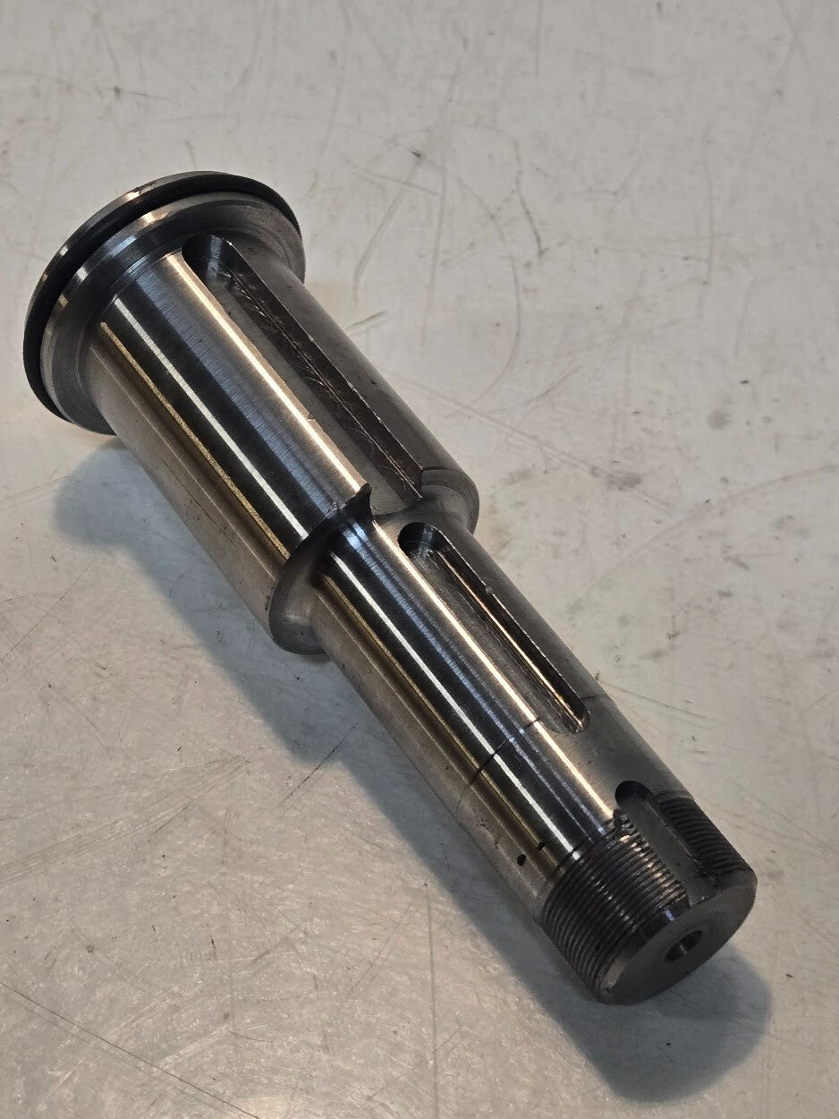 Sprocket Shaft Assembly 00-438373 for Hobart | 5" Long 24.5 mm Thread Diameter