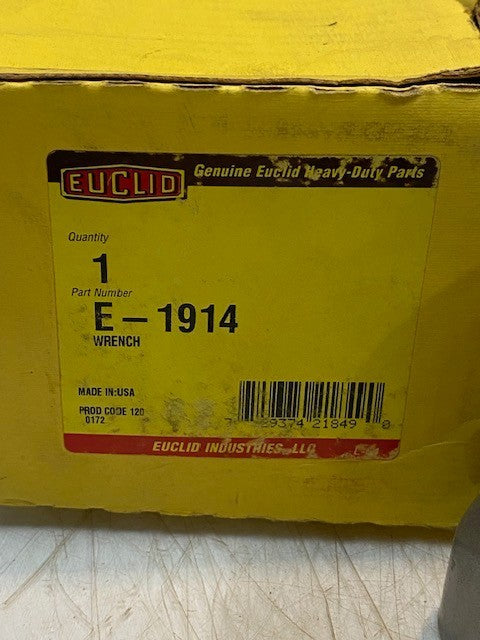 Euclid E-1914 Heavy Duty 4" 6-Point Wheel Bearing Locknut Socket Wrench