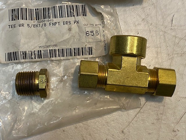 4 Qty of Ecolab Compression Tee Fittings TEE BR 5/8 x 1/8 FNPT BRS PK (4 Qty)