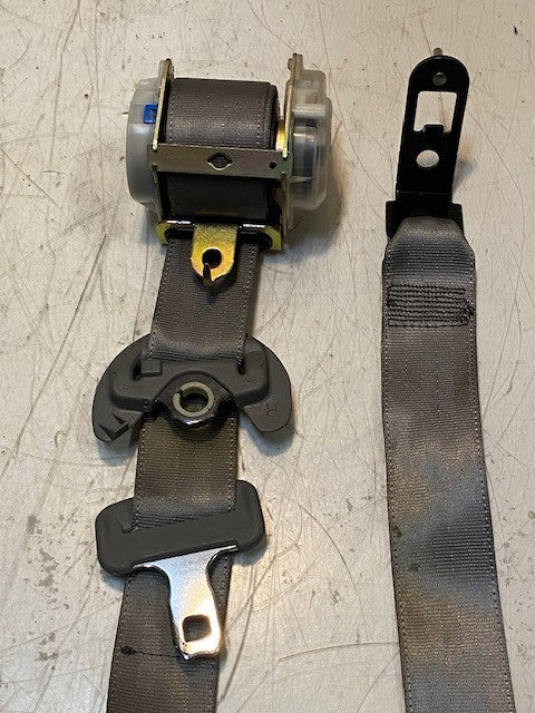 Toyota Car Seat Belt Assembly A0186 | 2434A | 53871B | 53779F TD168