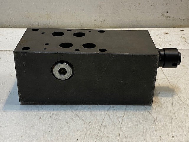 Hydrotechnik Frutigen Hydraulic Valve SDV PE 16 SM-0 P210 | 9" L 3-1/2" W