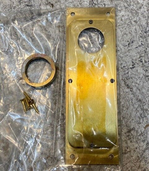 Accurate S2002C, US4NL, 251949 Flush Pull w/ Cylinder (Cutout Only) 7" x 2-1/4"