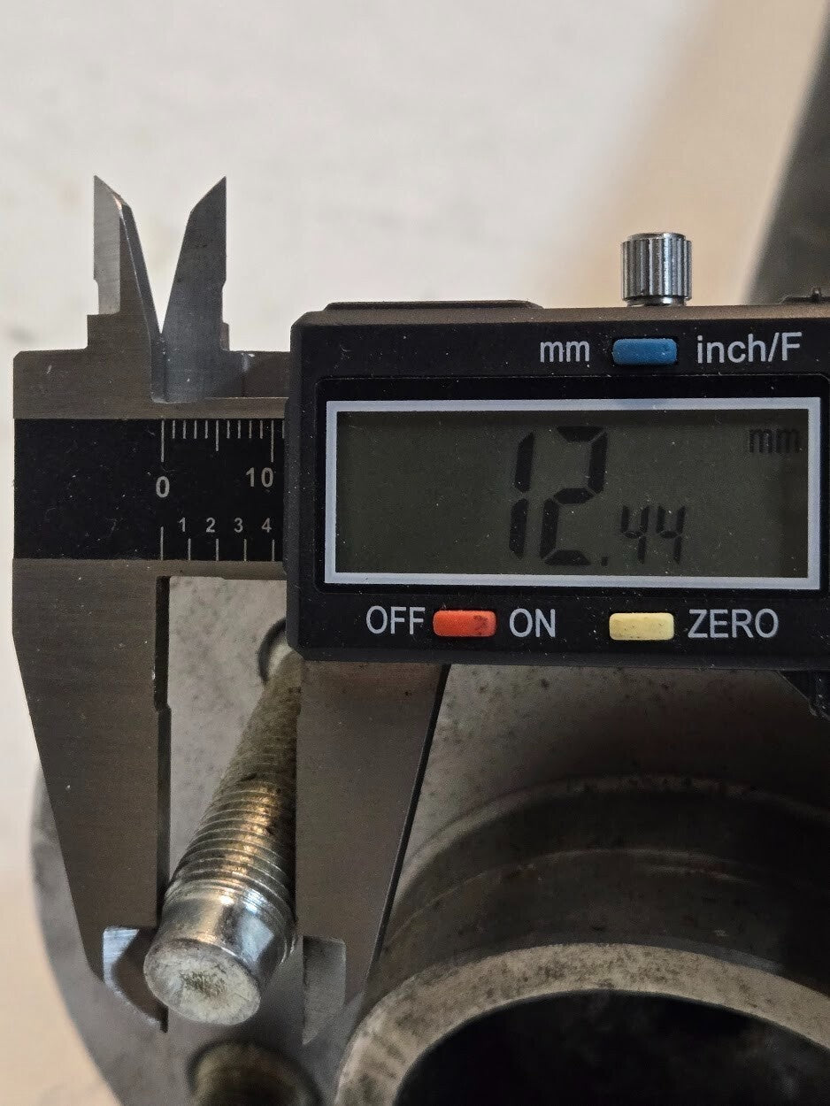 Axle Shaft 4310413-R | 29013 | 53153 | 36" Long 5x114mm Bolt Pattern 31 Spline