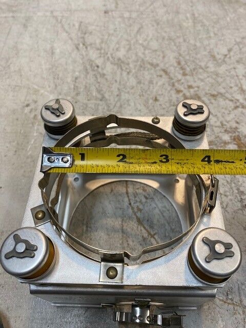 Barry Model 2883-1 Pat 2687270 Avionics Gyro Shock Mount Assembly