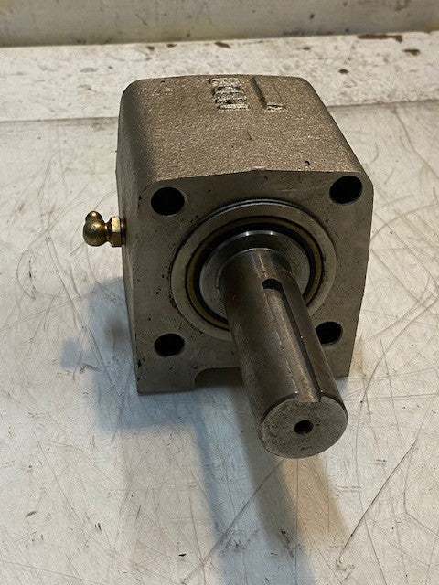 Overhung Load Adapter HD1 25mm Shaft OD 25mm Bore 10mm Holes 6" L 3-1/16" W