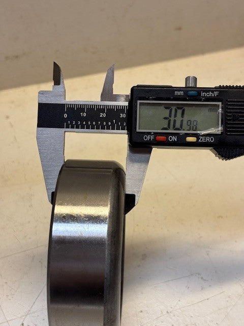 Total Source Forklift Mast Bearing for Toyota 92mm OD 35m ID | 2250748