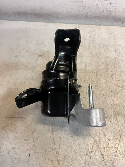 Toyota Right Hand Passenger Side Engine Mount Insulator Sub-Assembly 12305-37050