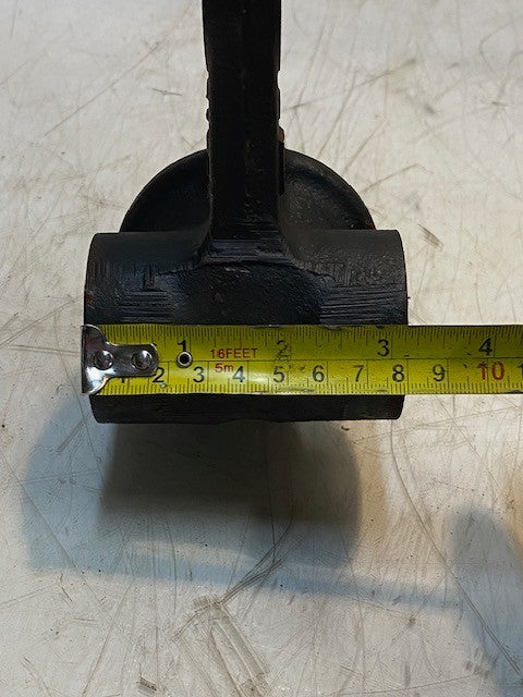 Right Steering Knuckle 91F43-00201 | 7" Long 3-1/8" Thick 30mm Bore 30mm Thread