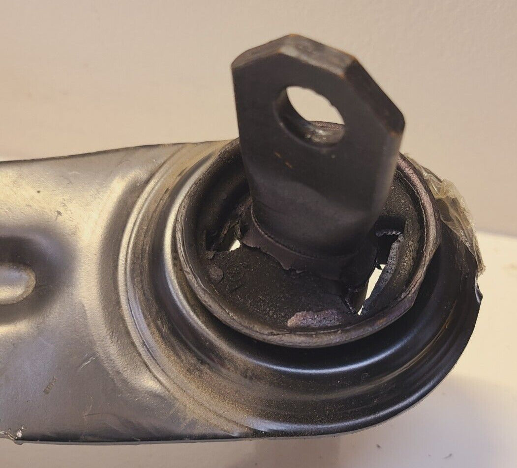 Ford Suspension Control Arm P2M5Z-5A969-AA | 2M5V5A969 AA