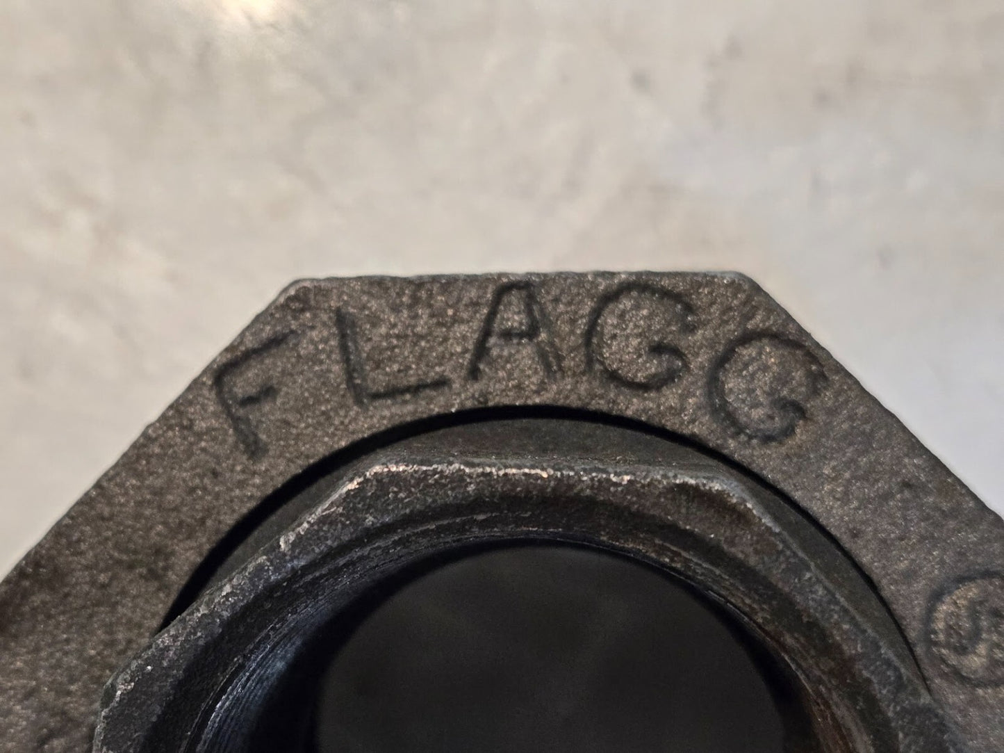 10 Quantity of Flagg 250 1-1/2 Inch Black Pipe Unions | 3-1/4" Hex Nut (10 Qty)