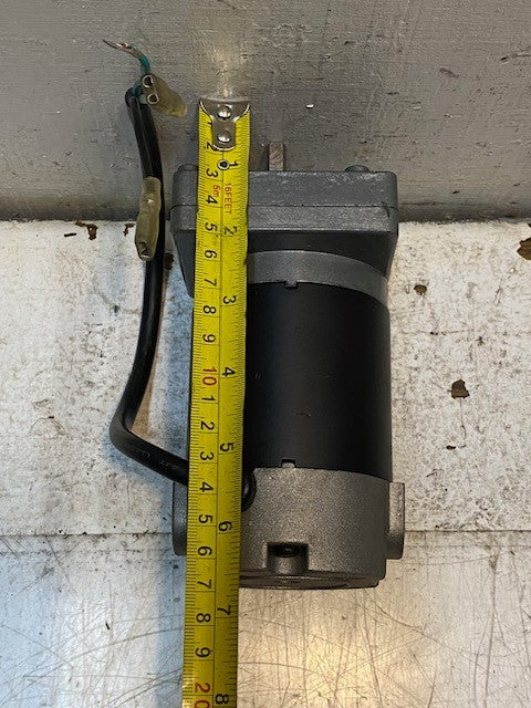 Servo Electric Gear Motor 6-1/2" Long 3" Wide 3-3/4" Tall 8mm Shaft 77mm OD