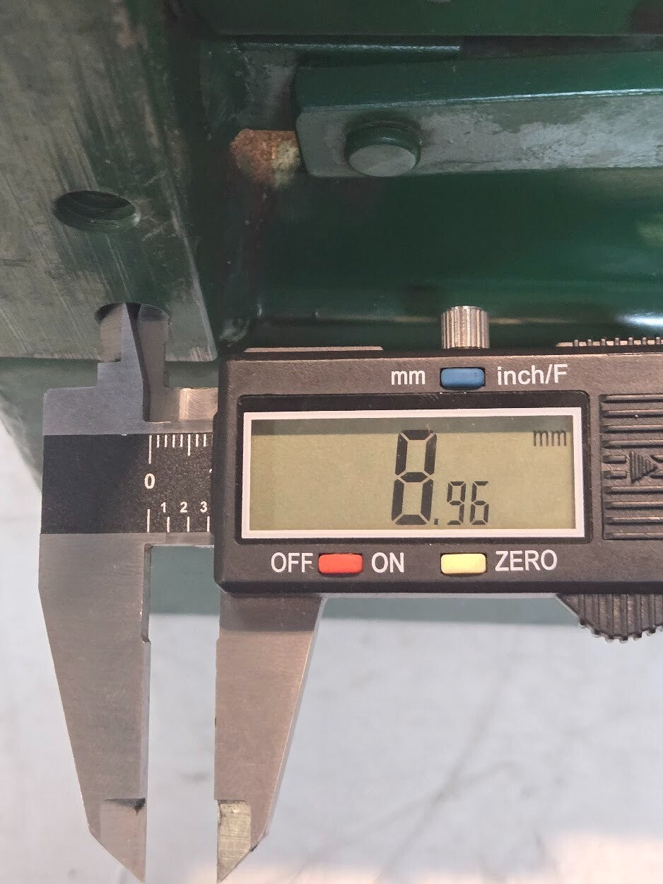 Hydraulic Valve Control Box | 3 Valve | 3/4" Reservoir Inlet 1/4" Valve Outlets