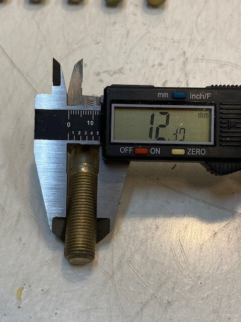 22 Quantity of Hex Head Screw Bolts 2-1/4" (58mm) L 12mm Thread (22 Quantity)