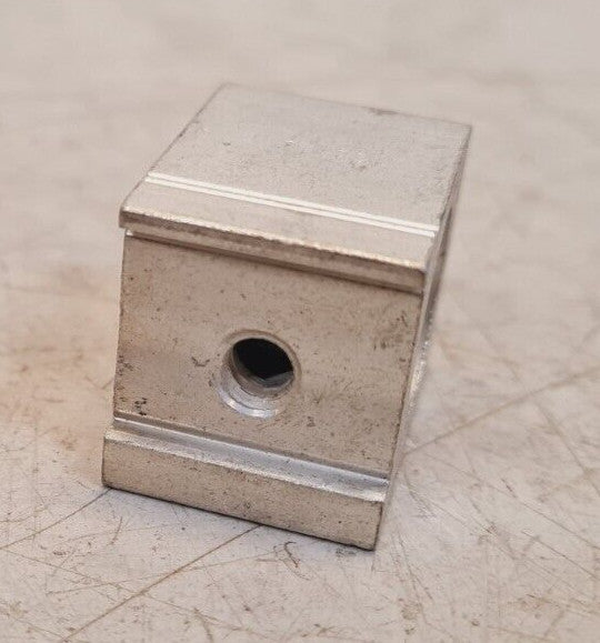 20 Quantity of Square D Mechanical Lug 48010082 (20 Qty)