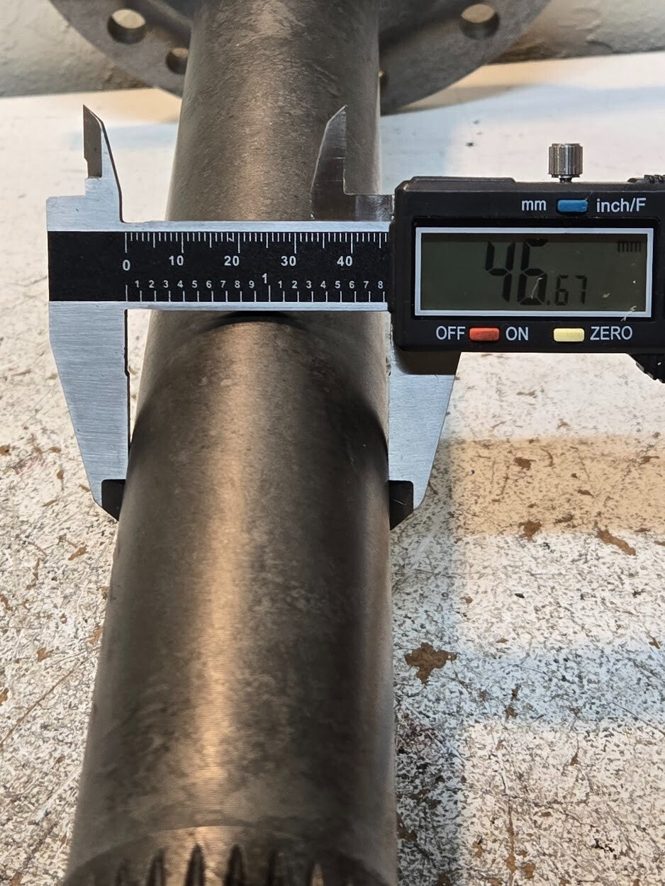 Driveshaft 18 1/2" Length 7 3/8" Hub Diameter 2 3/4" Shaft Diameter