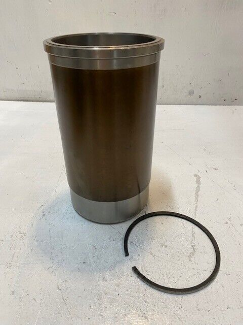 Piston & Sleeve NR123969 | NAR93627