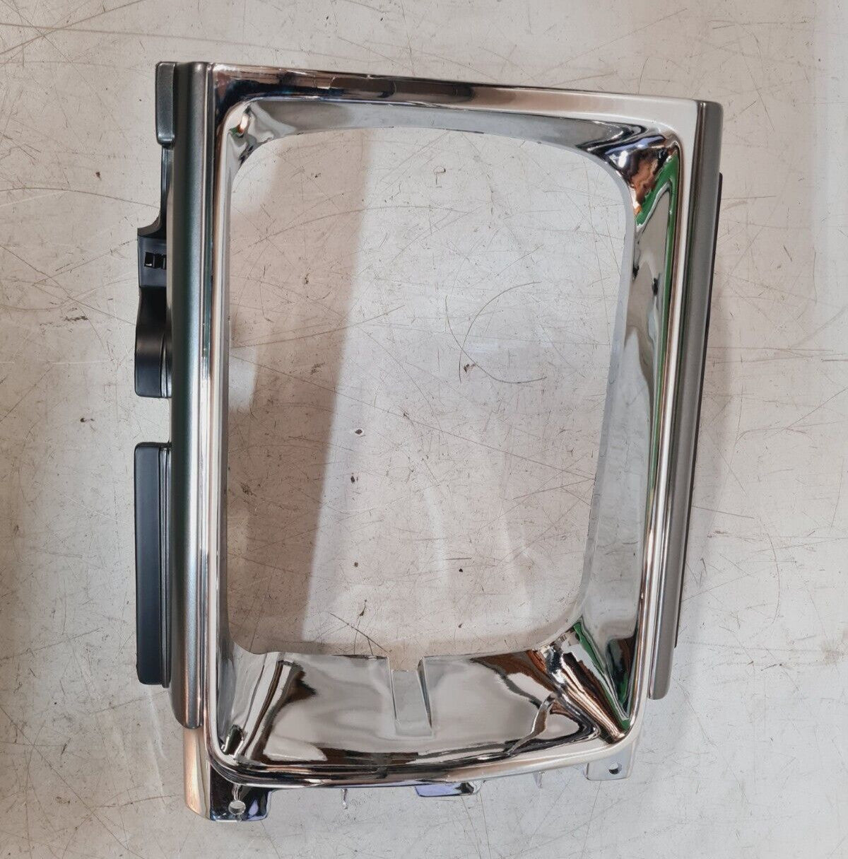 Tong Yang Head Lamp Door TY-53132-89113 | TY07076HCL