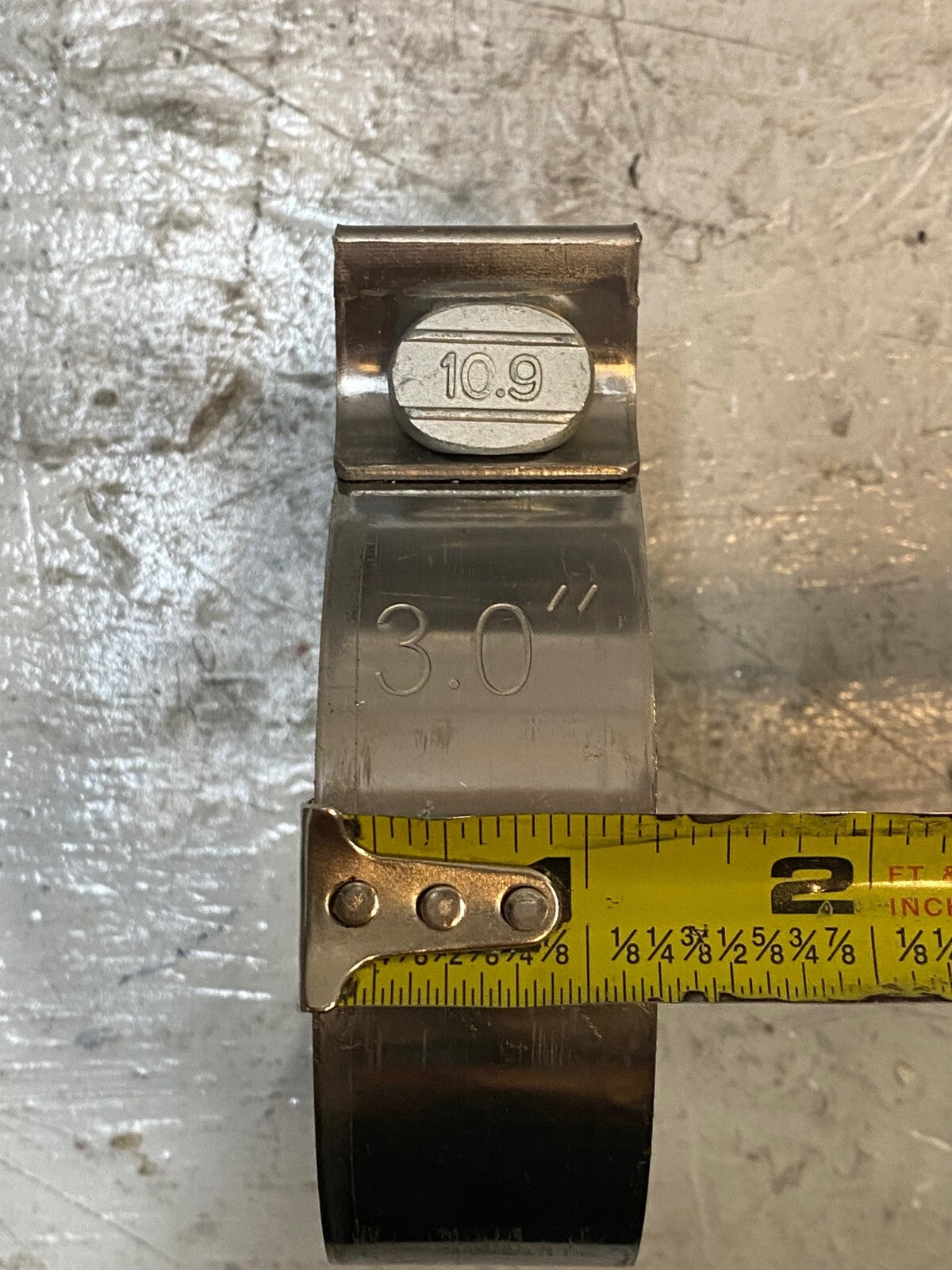 6 Pack of Exhaust Clamps 3" 10.9 | 3-1/2" W 4-3/8" L 1-1/4" H (6 Quantity)