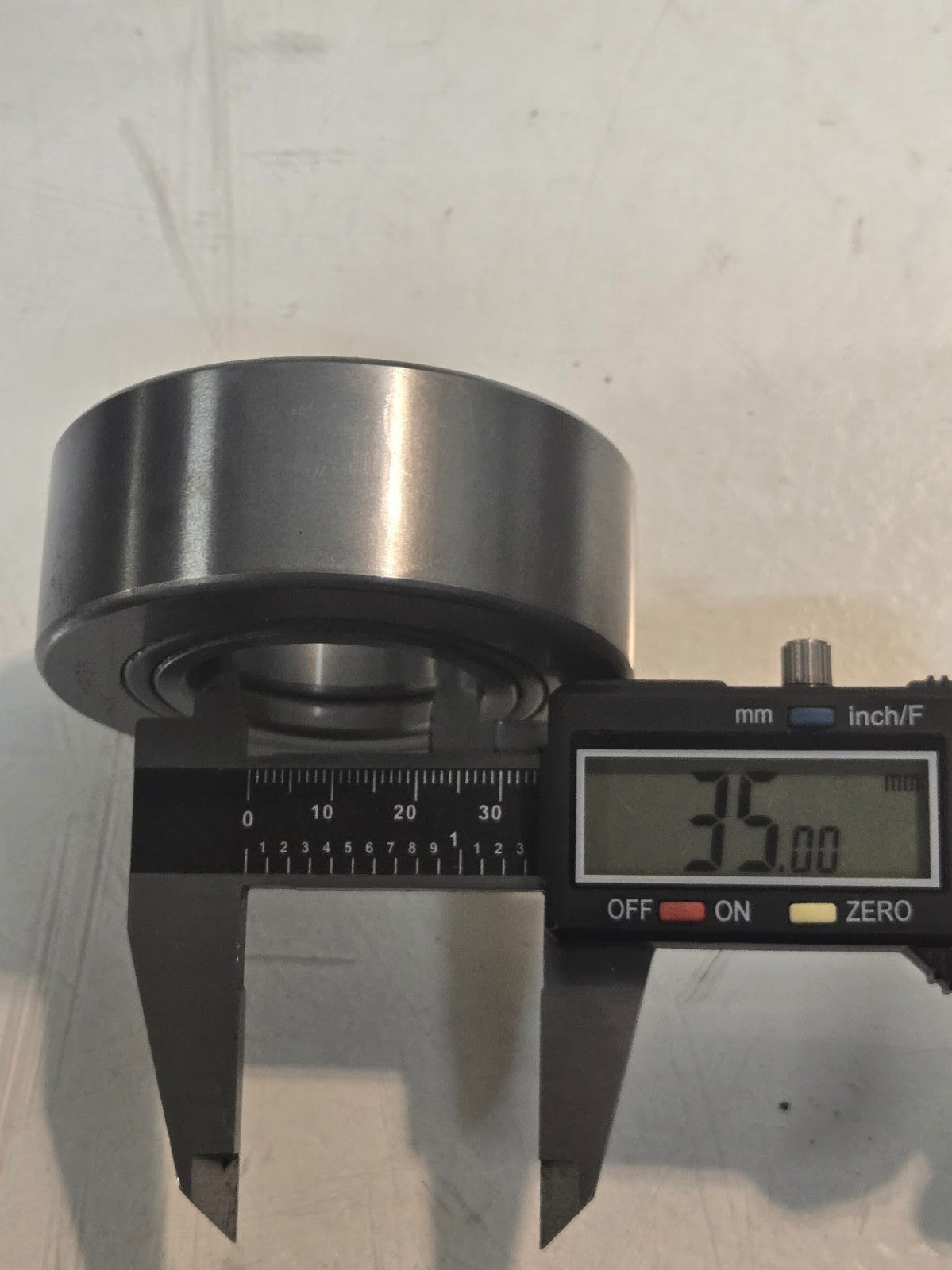 Yoke Type Track Roller Bearing NUTR35 | 72 mm OD 35 mm Bore 28.83 mm Thick