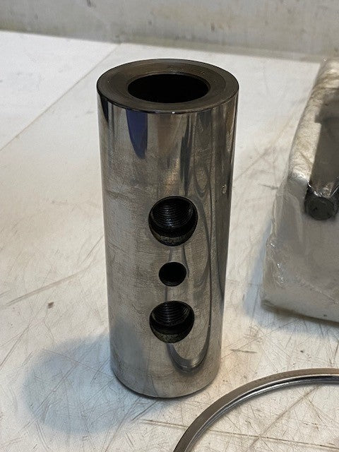 2 Quantity of Exhaust Gas Recirculation Valve Kit 1033 F3M (2 Quantity)