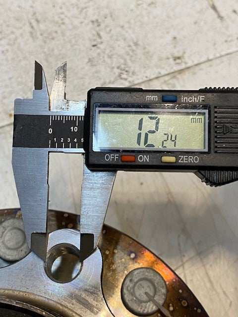 Front Wheel Bearing & Hub Assembly 8x165mm Bolt Pattern 39mm Bore