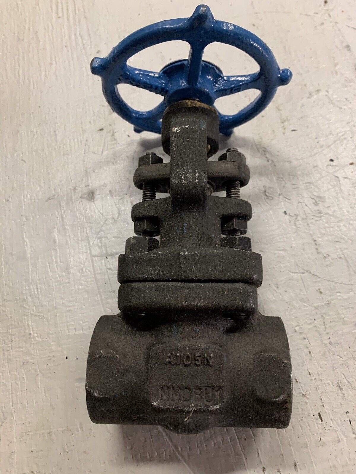 Velan W-2074B-02TY Manual Steel Socket Weld Globe Valve 1” 800 A105N