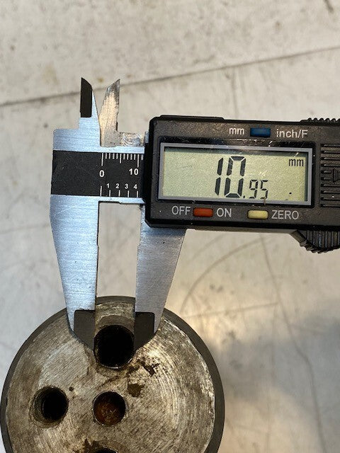 John Deere Pivot Pin T43090 | 950706DY5 | 9" Long 63mm Outside Diameter