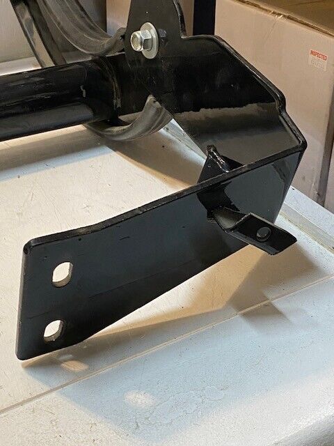 Hobrecht Nudge Bar 19-1/2" H 21-1/2" D 32-1/2" W 76mm Thick 30" Long Laying Down