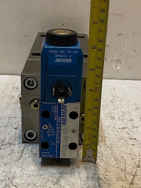 Vickers Solenoid Directional Valve DG4V32AMUH760 | 507848 | 5121