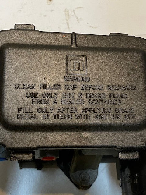 Brake Master Cylinder 18011359 | 15" x 11" x 7"