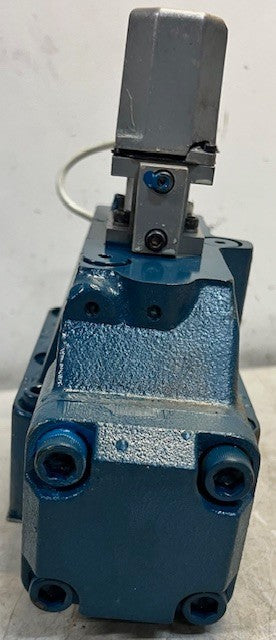 Global Servo Hydraulics Inc. Proportional Servo Valve J663D-109A Heavy Duty Unit