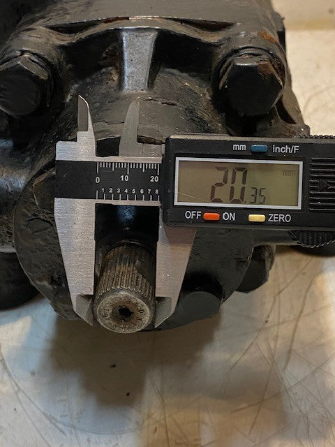 RH Sheppard 04E04293 Steering Gear Box 672374, 4411540, 3954148, 3342412