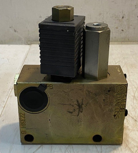 Sauer Danfoss Bobcat Valve 2310-7, 223564 B, CP12548, AE0910A, AE0410C