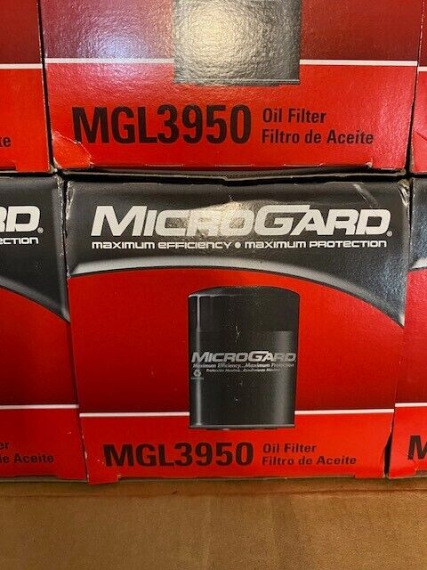 12 Quantity of Microgard MGL3950 Oil Filters (12 Quantity)