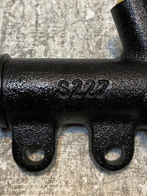 2 Quantity of Duralast 990156 Clutch Slave Cylinder S227 (2 Quantity)